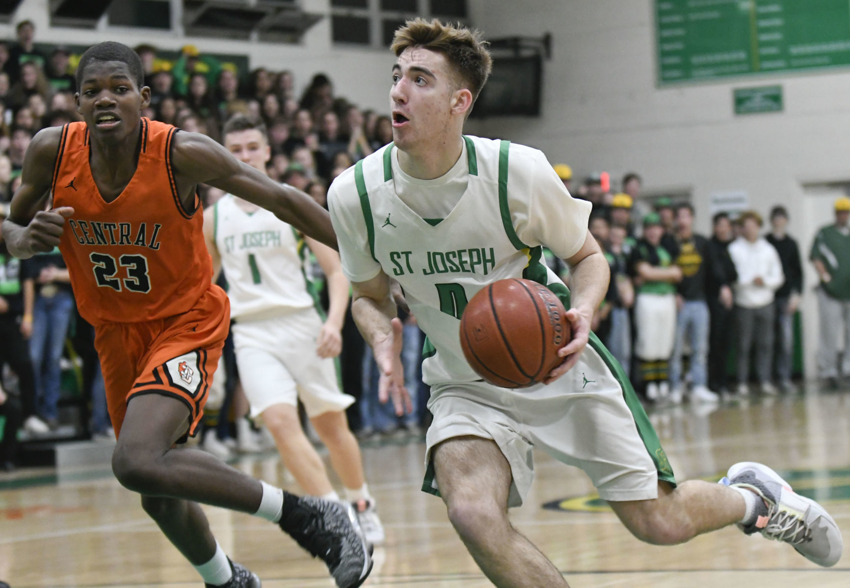 022020 Clovis C vs SJ basketball 06.jpg
